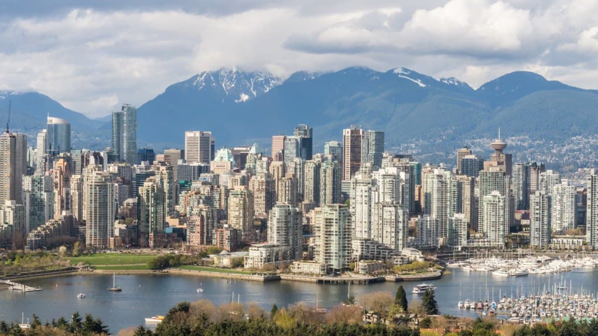 Vancouver skyline with mountains behind the city