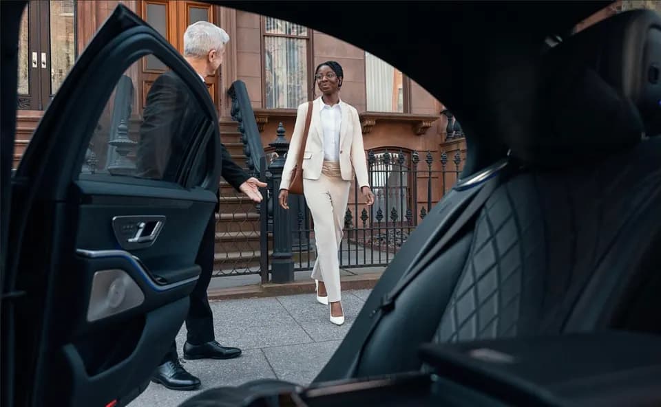 airport limo Toronto, Toronto airport limo, Pearson Airport limousine, Pearson Airport limo