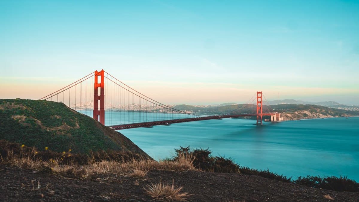 Golden Gate Bridge at sunset